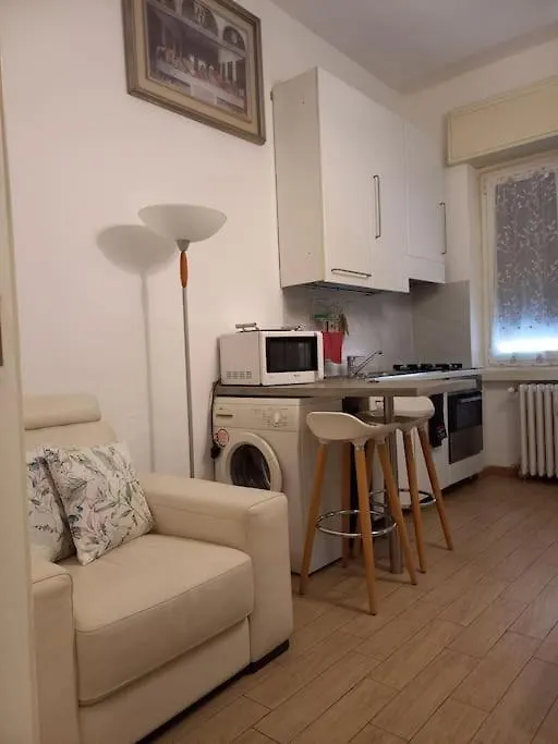 Apartament Edith Home Doccia Idromassaggio Mediolan Włochy