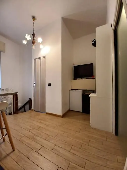 Edith Home Doccia Idromassaggio Milan Apartment